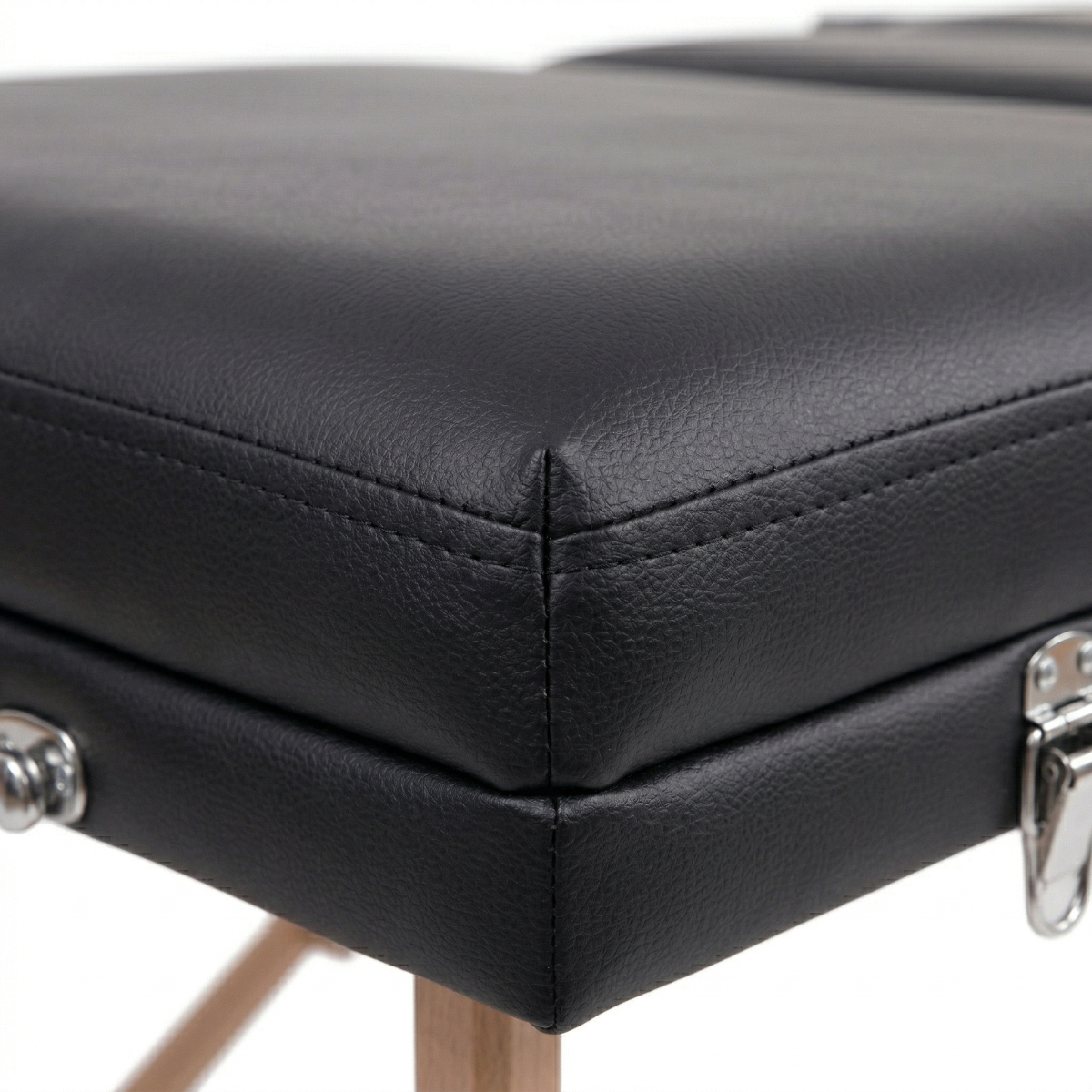 détail cuir table massage Stella